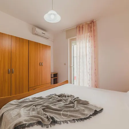 - Sole & Mare By Diddoi Apartment Torre Suda